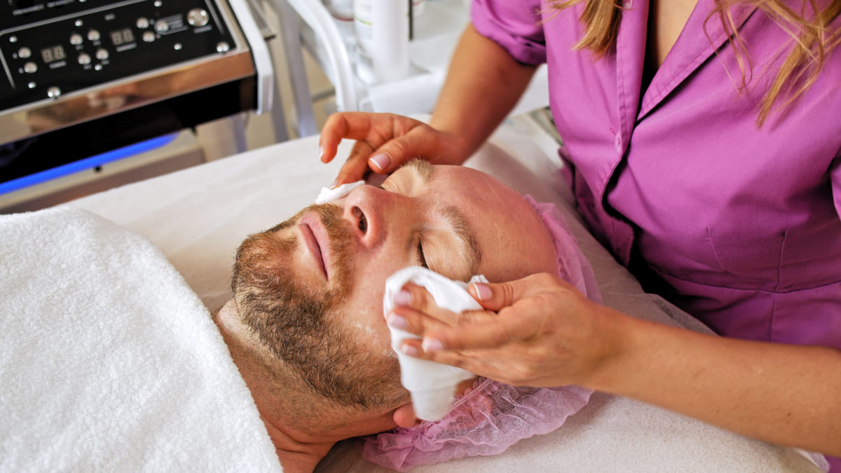 Dermaplaning 3