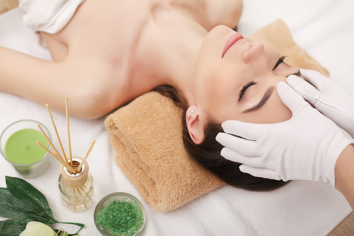 DiamondGlow-Facial-Facial-Aesthetic-Surgery